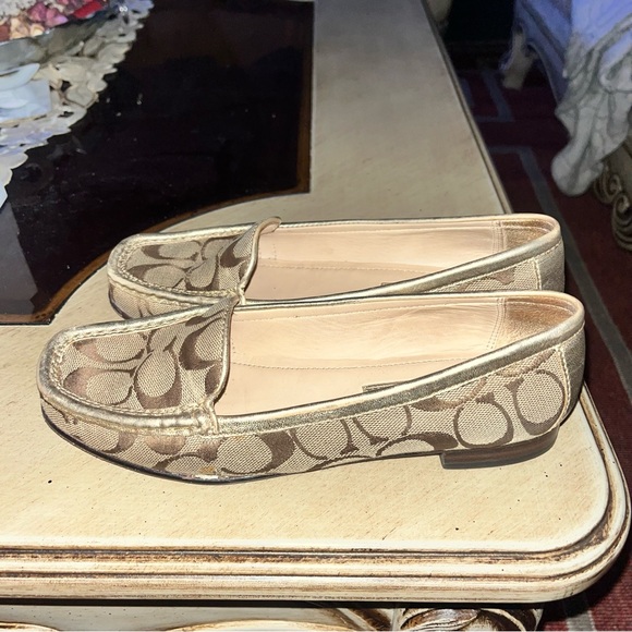 COACH Women’s Driver Loafer - Picture 6 of 6